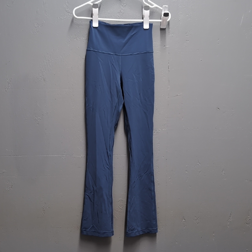 Blue High-Waisted Flare Leggings Lululemon Size 4